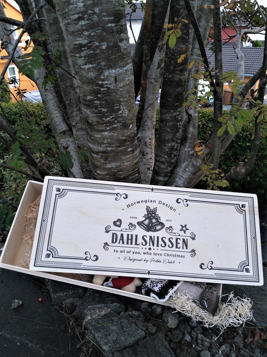 Tre eske til Krister Dahlsnisse