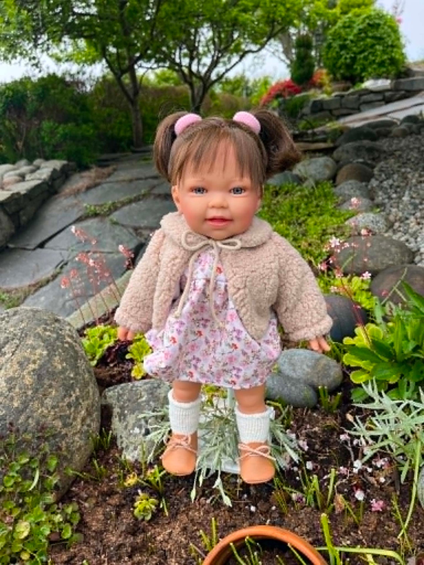 Dukken Sandra, 40cm