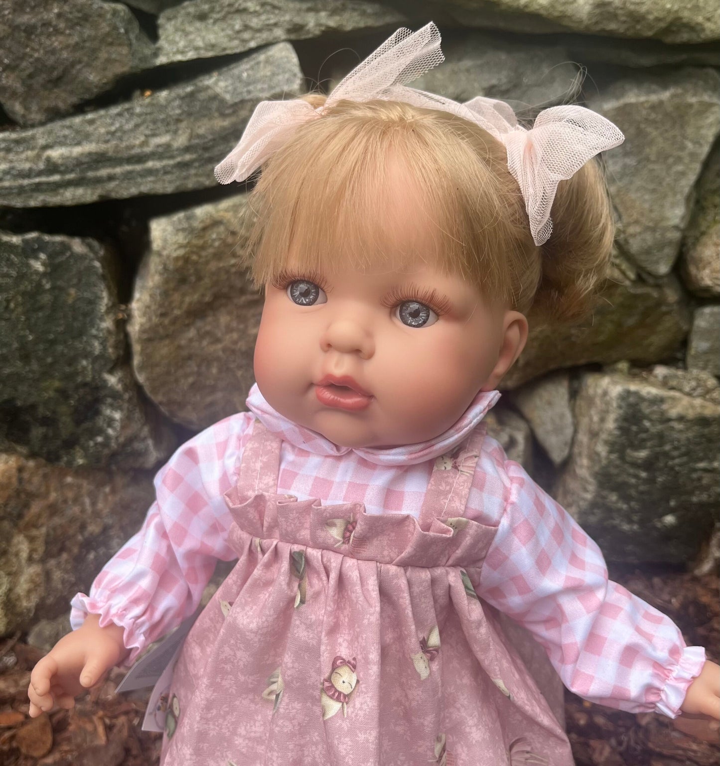 Barne dukken Charlotte, 45cm - Bilde 2