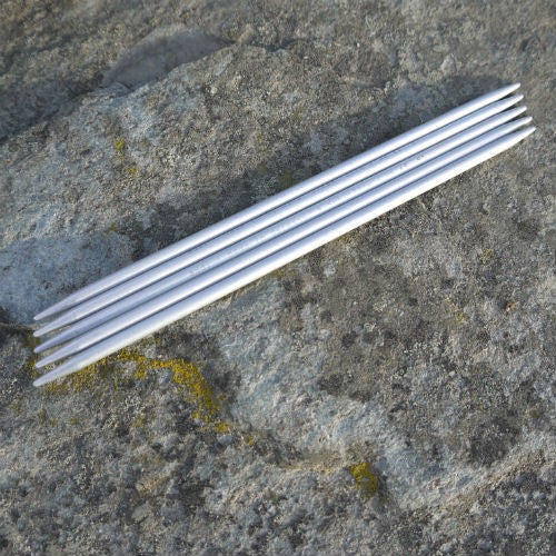 5 STRIKKEPINNER 6mm  (22,5cm)