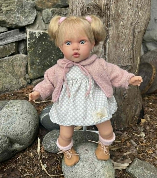 Barne dukken Andrea, blond  40cm